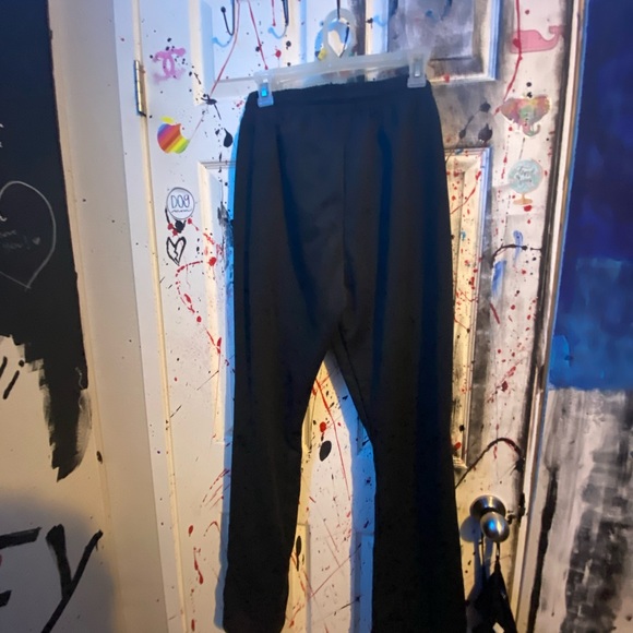Scream Sweatpants - Picture 2 of 3